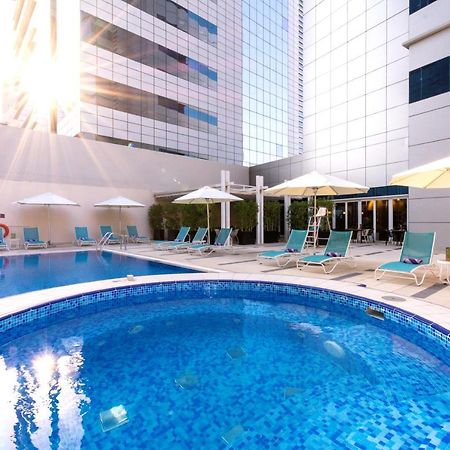 Premier Inn Abu Dhabi Capital Centre Экстерьер фото