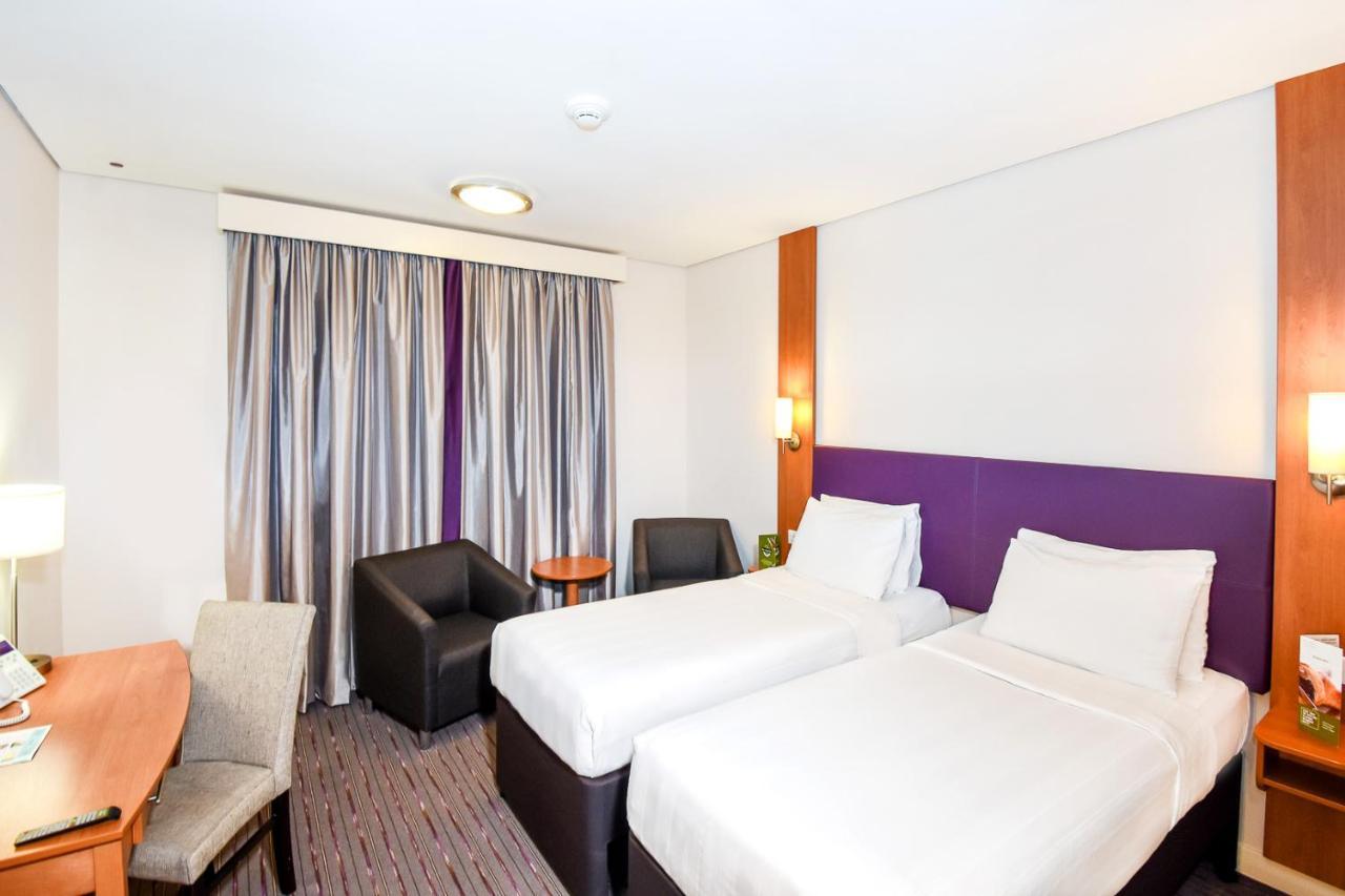 Premier Inn Abu Dhabi Capital Centre Номер фото