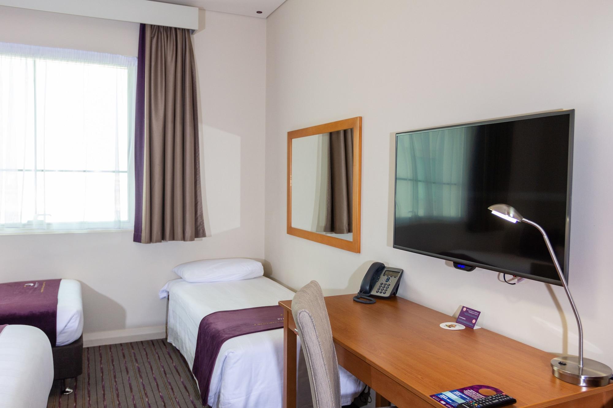 Premier Inn Abu Dhabi Capital Centre Экстерьер фото