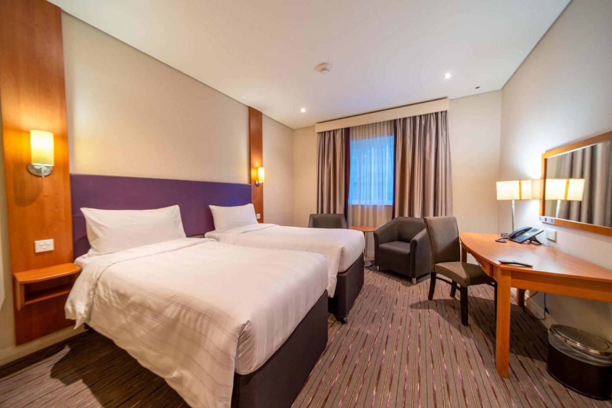 Premier Inn Abu Dhabi Capital Centre Экстерьер фото