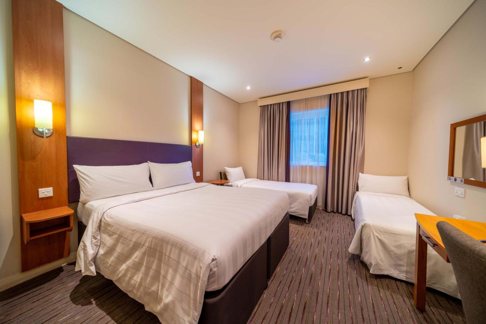 Premier Inn Abu Dhabi Capital Centre Экстерьер фото